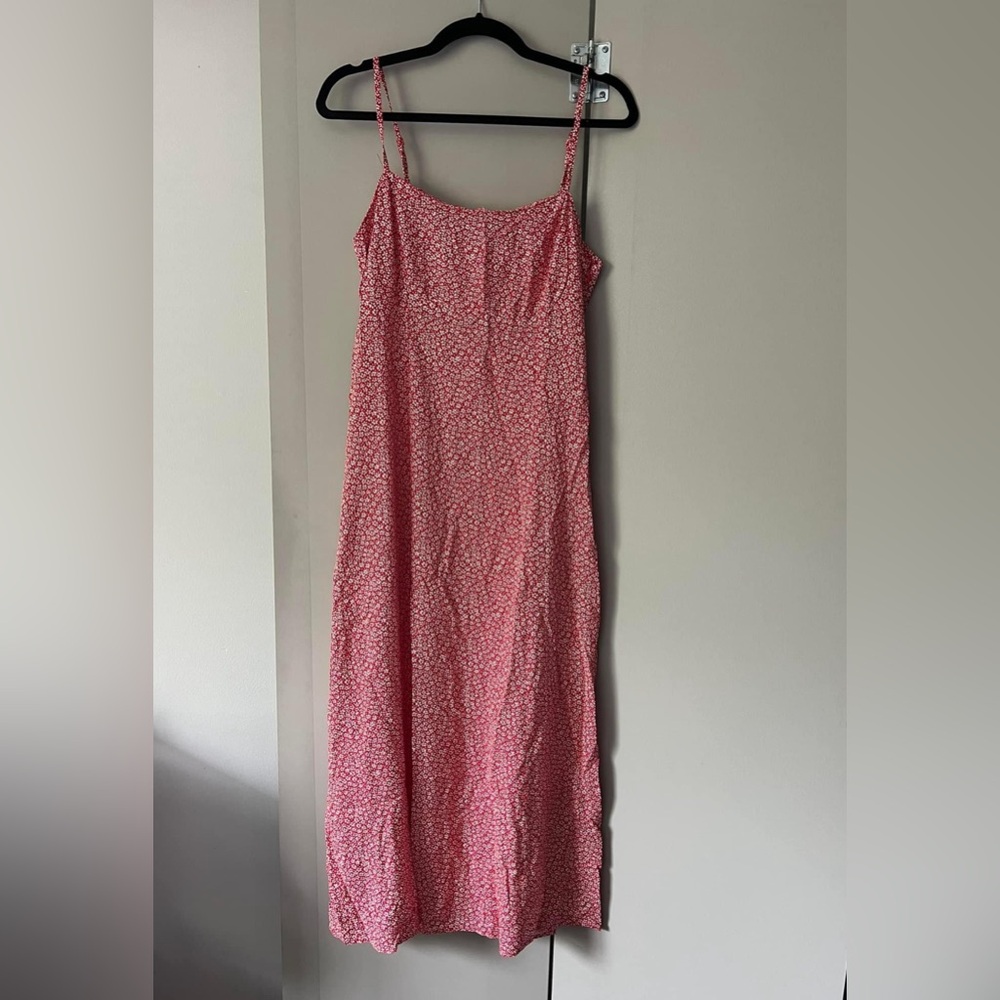 H&M Modo Floral Dress
